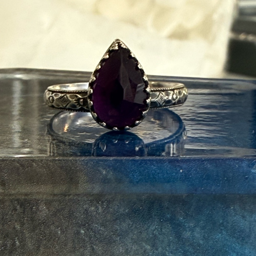 Purple Amethyst Silver Teardrop Ring Size 9